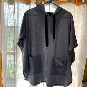 Steve Madden Women’s Short Sleeve Sweatshirt Hoodie OSFM